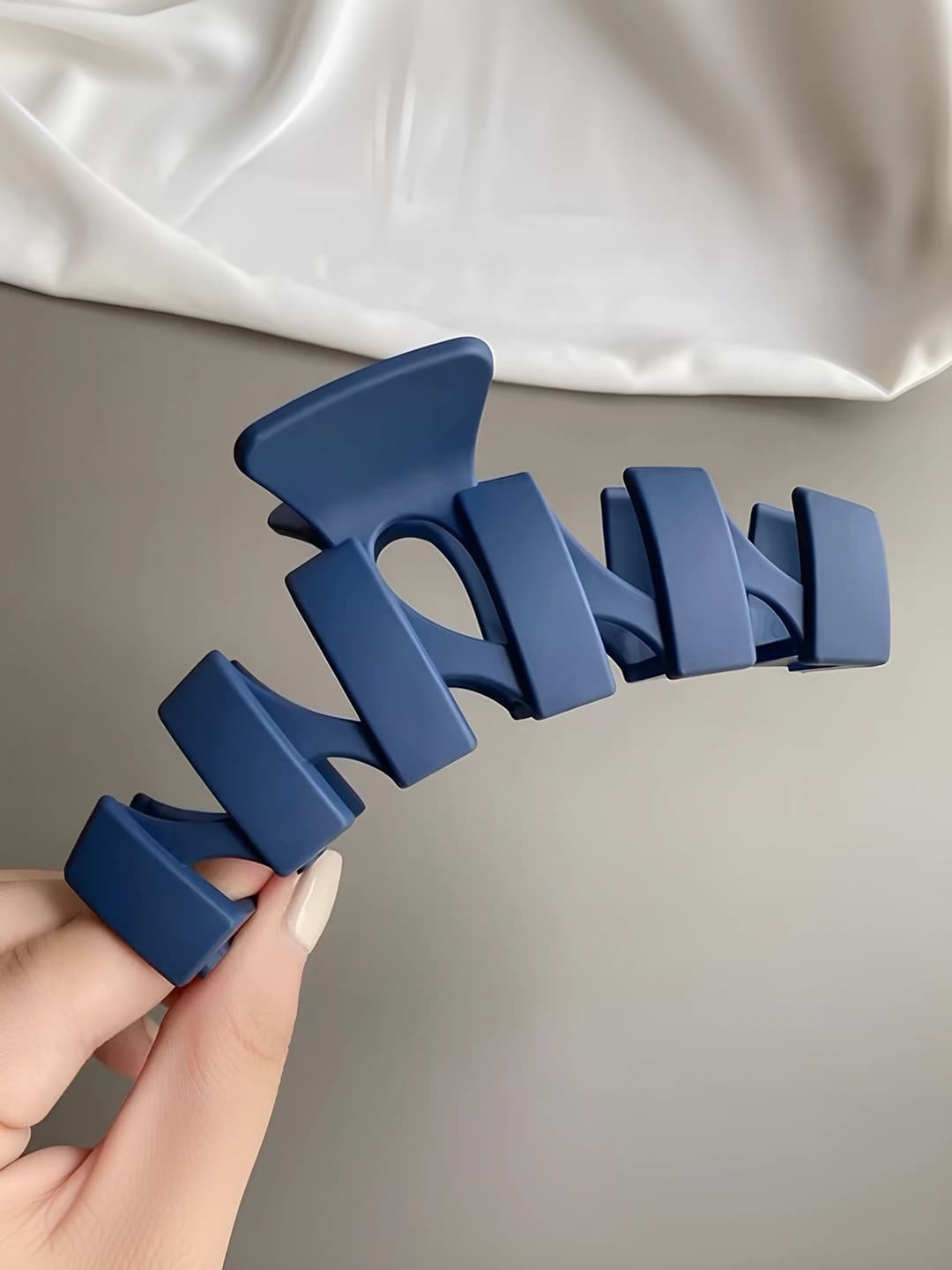 Matte to'q ko'k 13 cm
