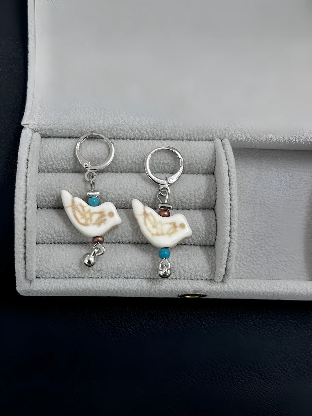 Lucky bird [Pair of earrings]