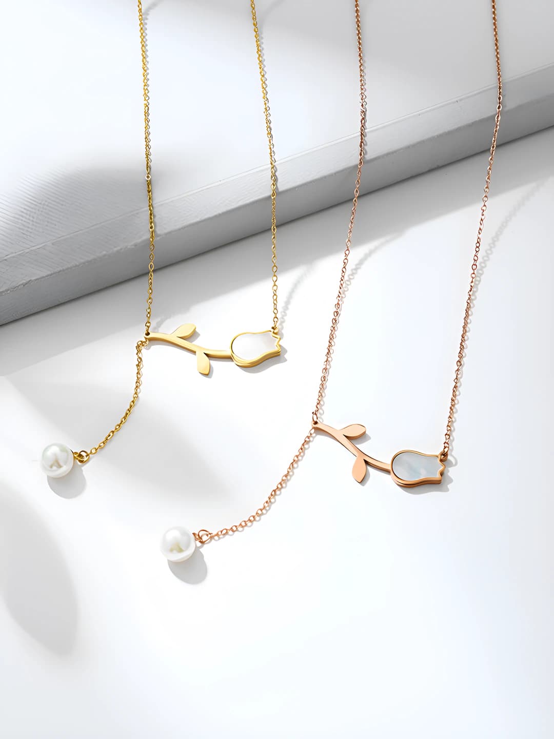 Women's titanium steel necklace with rose pendant and pearl inlay