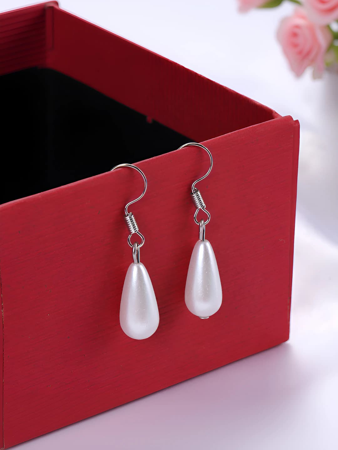 Mother necklace stud earrings