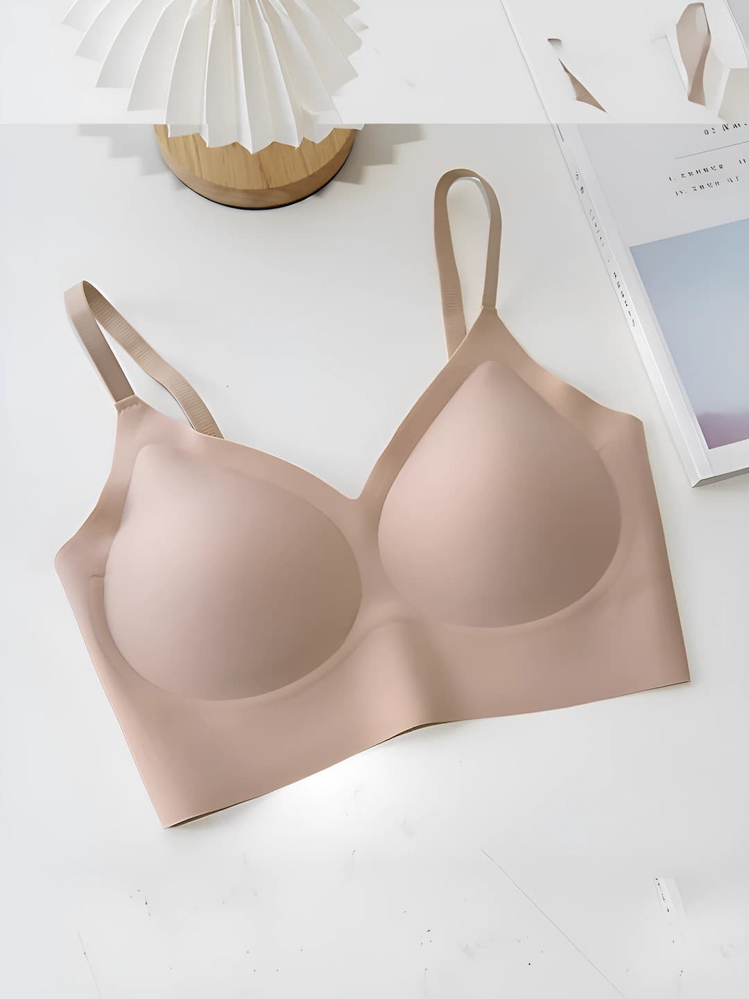 Dark nude (thin straps)