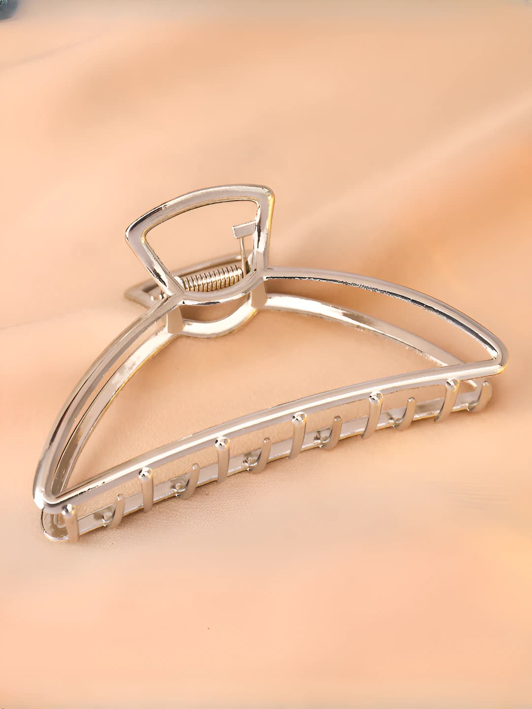 Shiny silver clip