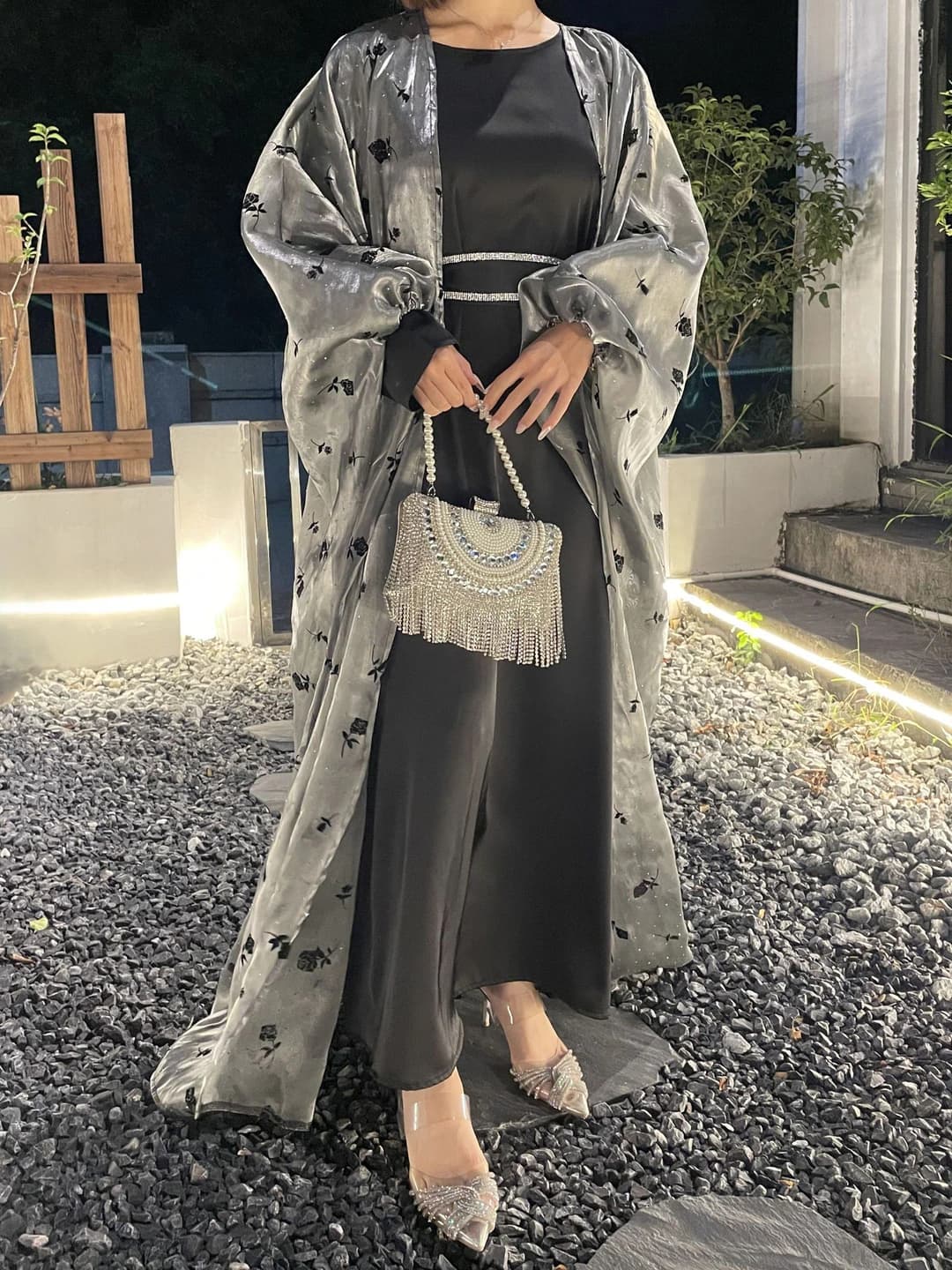 Ayollar uchun ko'ylak va ustki kiyim (kurtka) to'plami: uzun yubka, dumaloq yoqa, uzun yeng, past bel, bo'sh (oversize) kesim, bir rangli, polyester