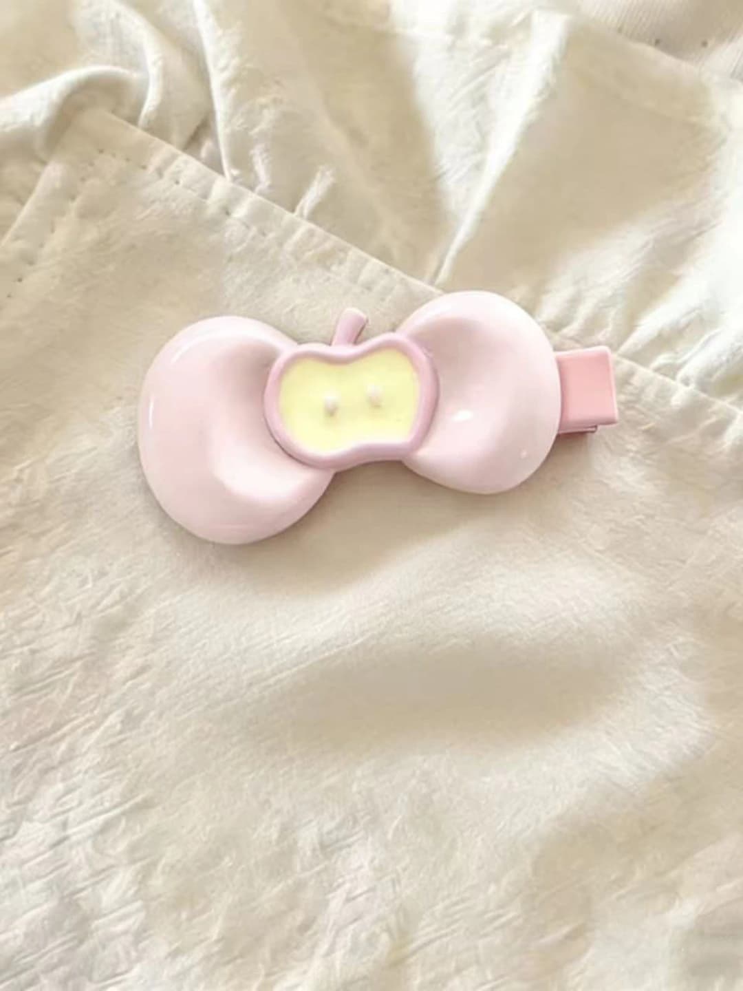 1# Pink apple clip ~3cm