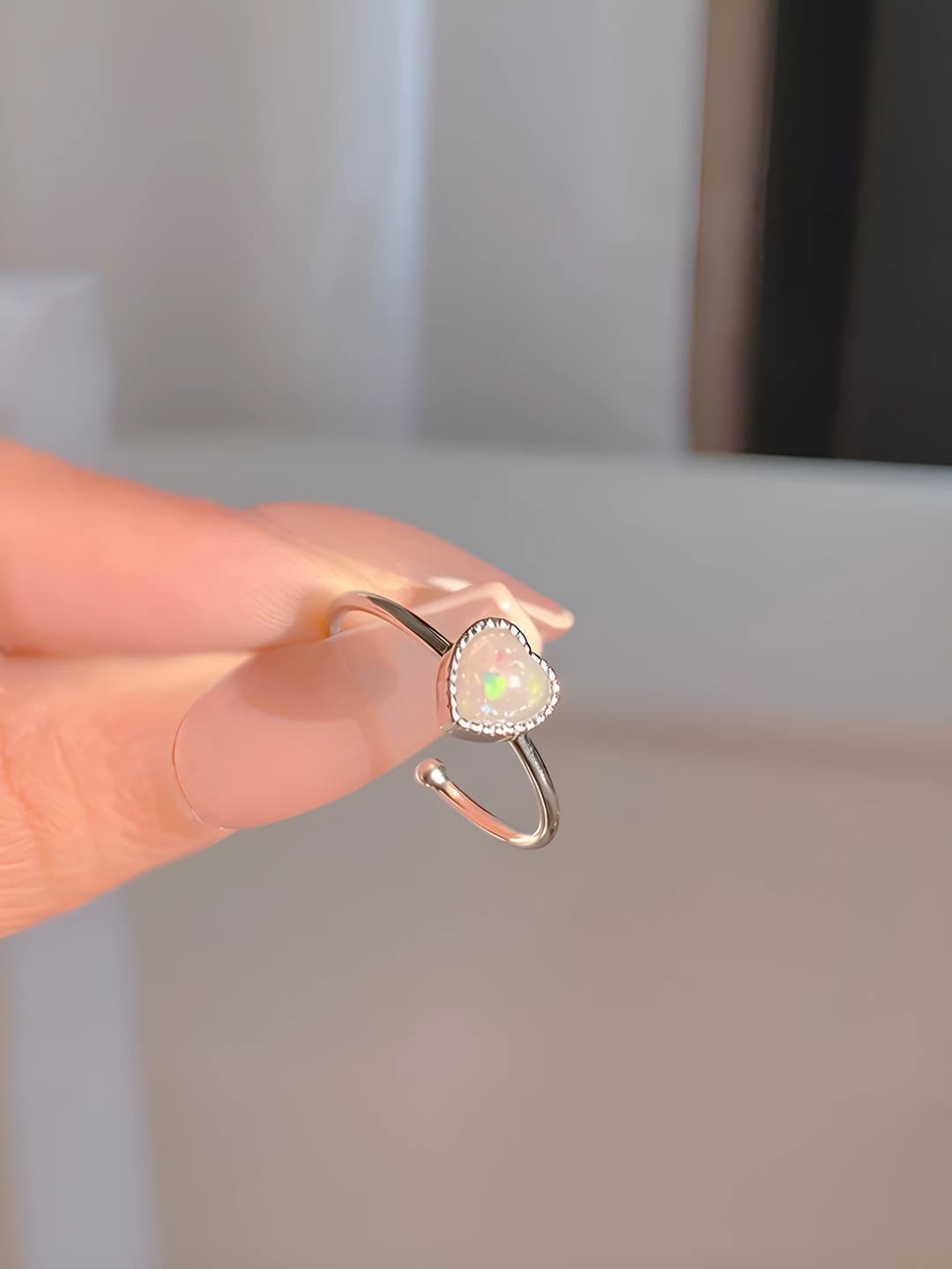 J815 Silver