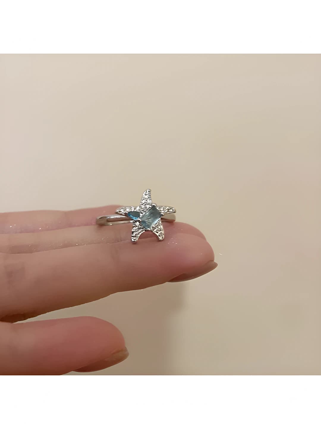 M1578 Blue starfish ring