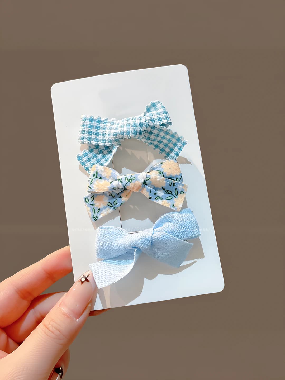 3# Sky blue - alloy base ~4.5cm bow ~5.5cm