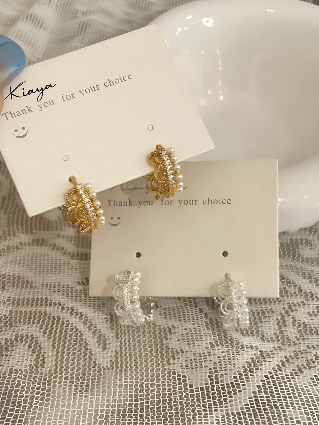 Women's lace-trimmed crown pearl earrings, 18k gold plating, 3-4mm diameter, luxury style