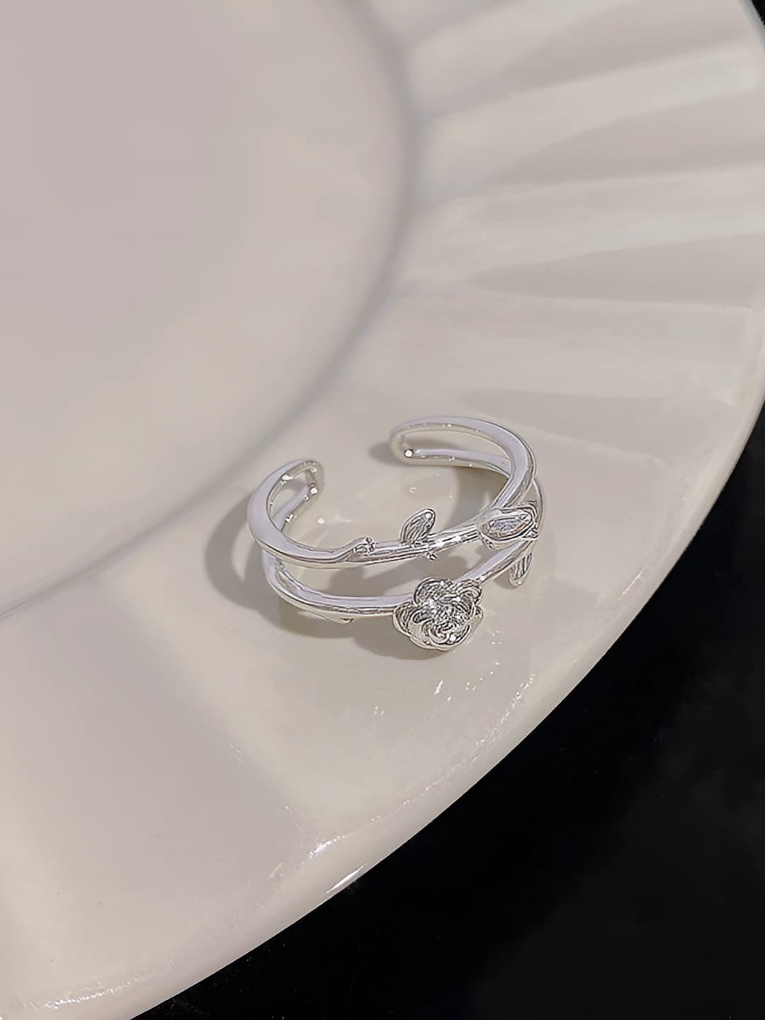 J811 Silver