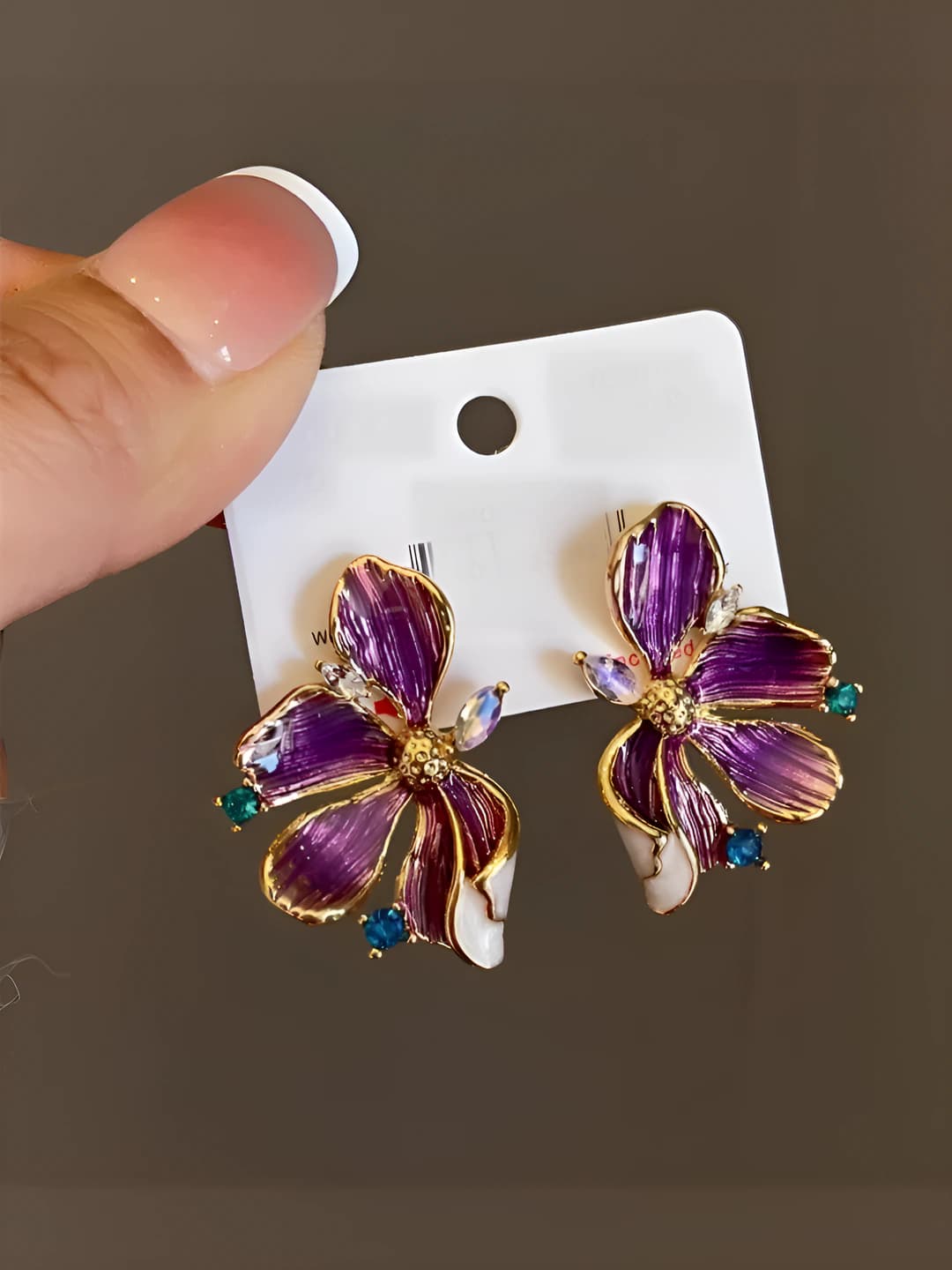 Earrings - 1 pair - Flowers