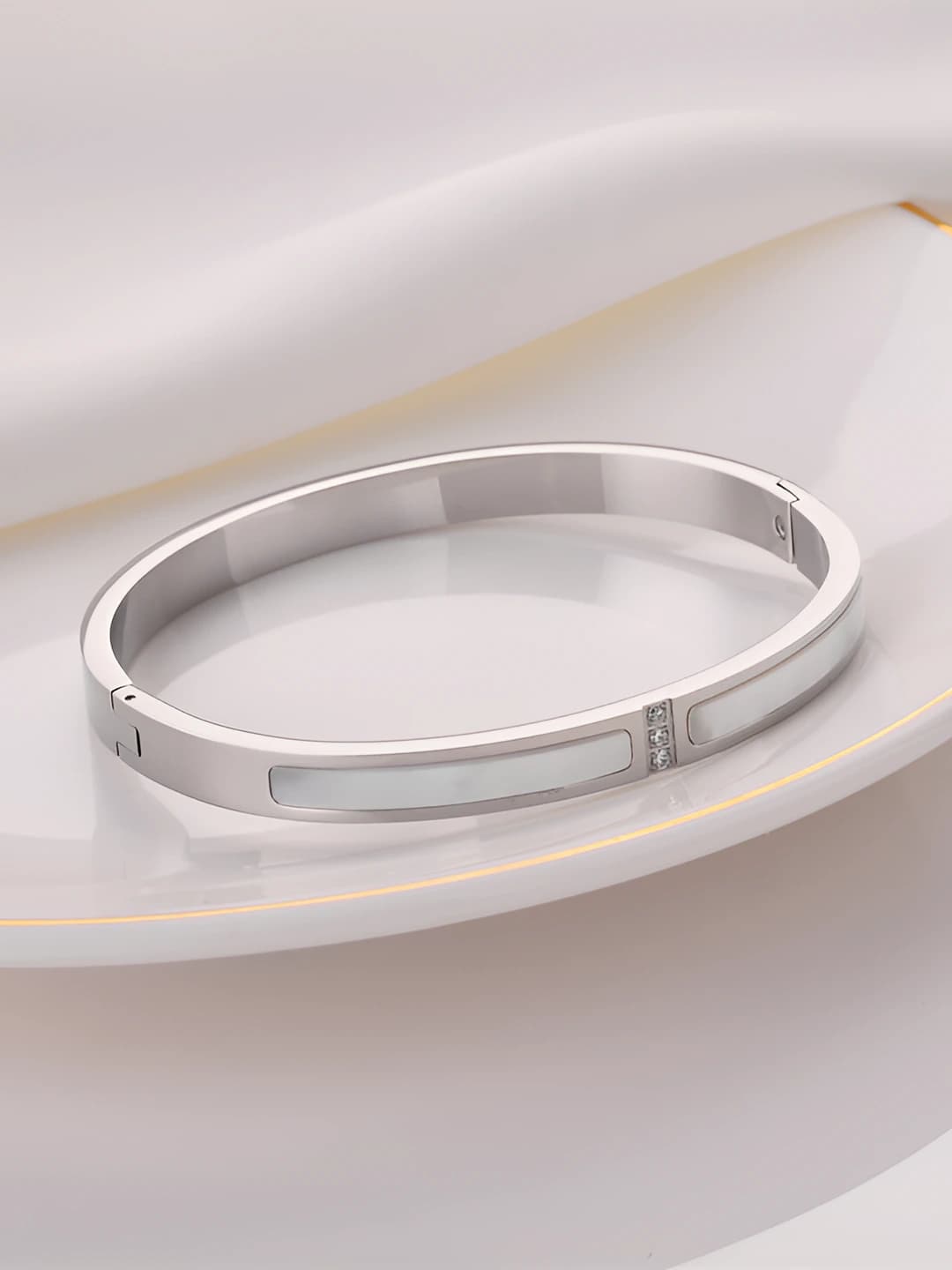 9915-Silver