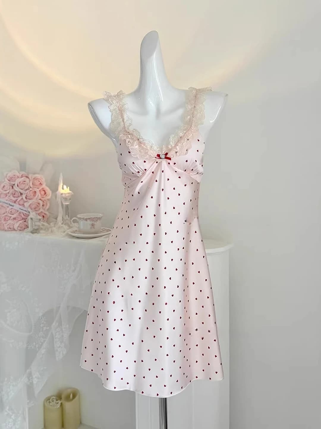 Women's lace nightgown, ice-silk fabric, sleeveless, lapel collar, thin, all-season