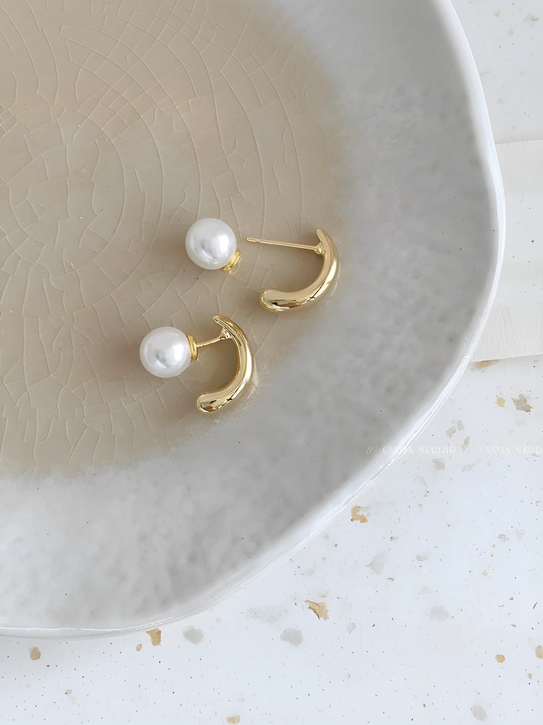 Front-back clasp pearl stud earrings