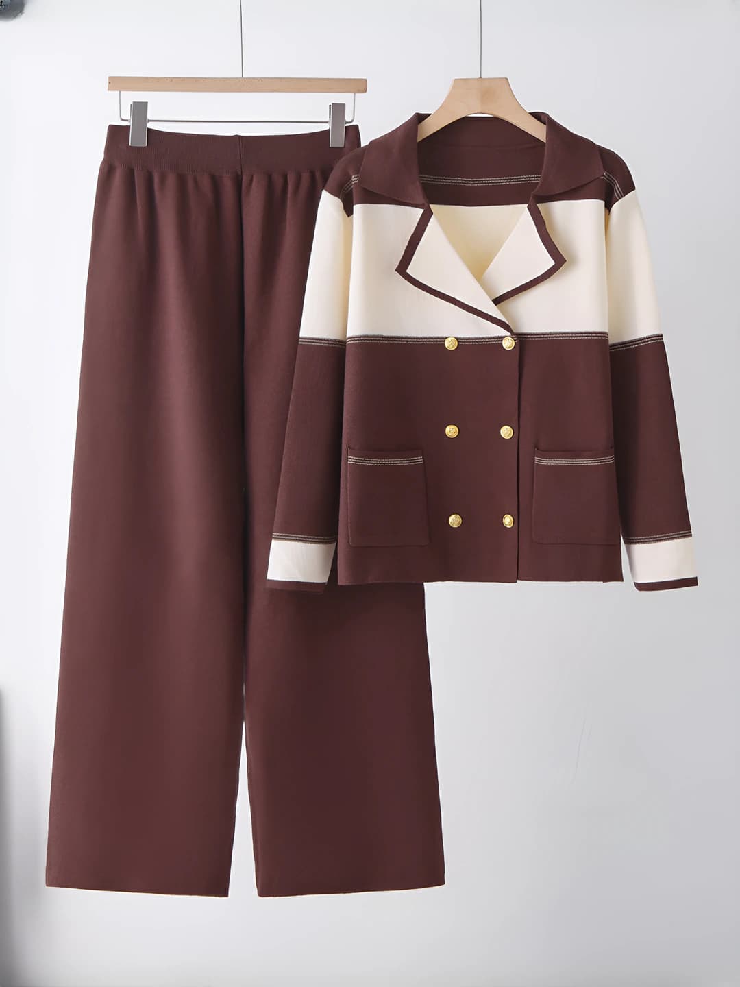 Women's knitted suit: blazer collar double-breasted knit top and wide-leg trousers, autumn-winter, 2026