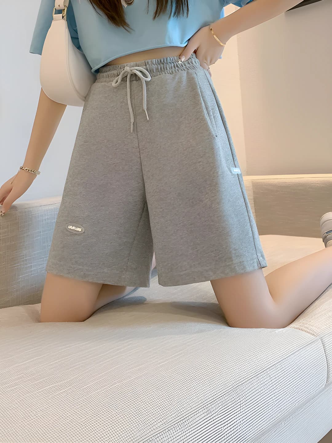 0075 Grey