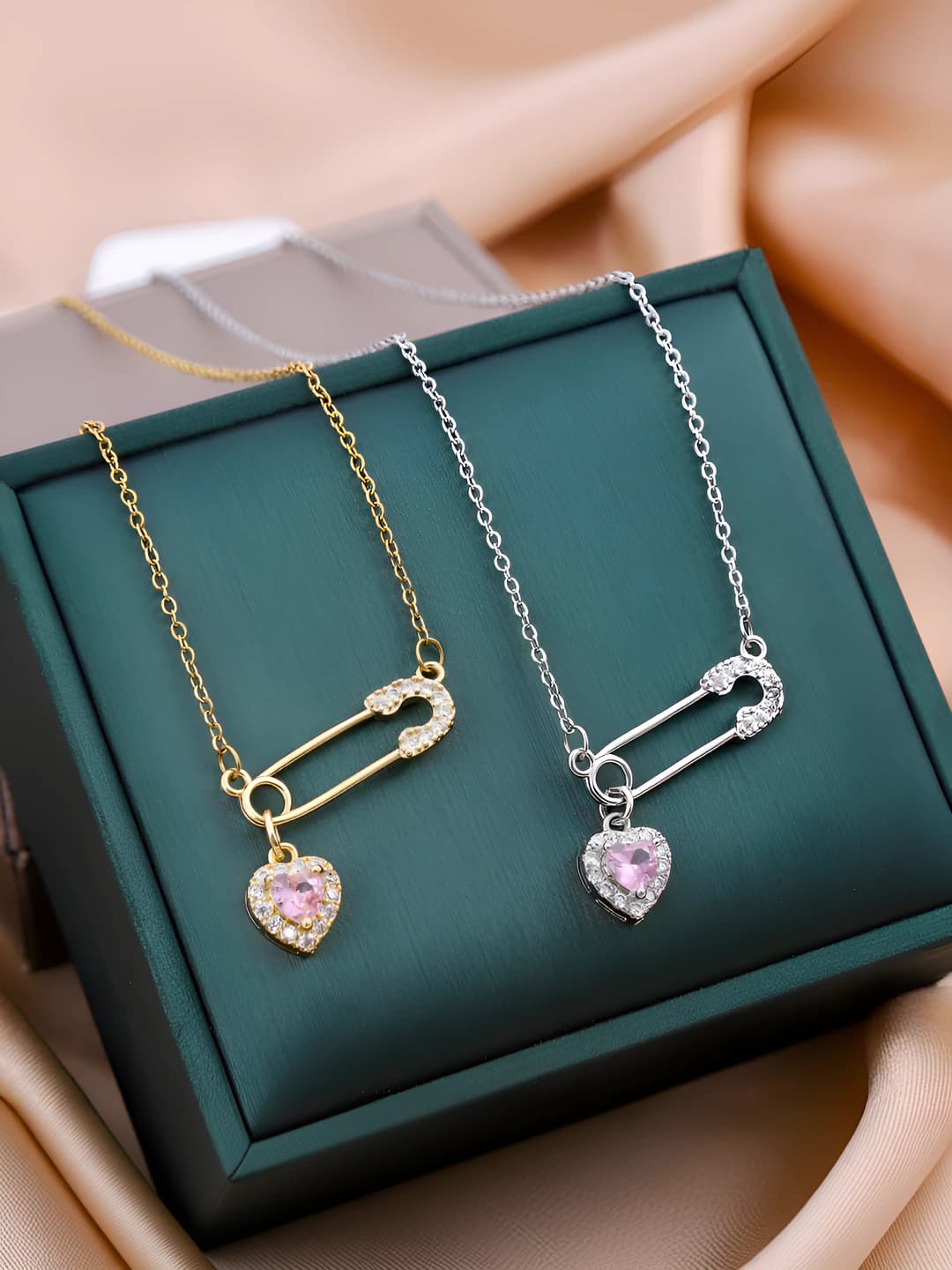Women's titanium steel chain necklace with heart-shaped copper pendant set with zircon