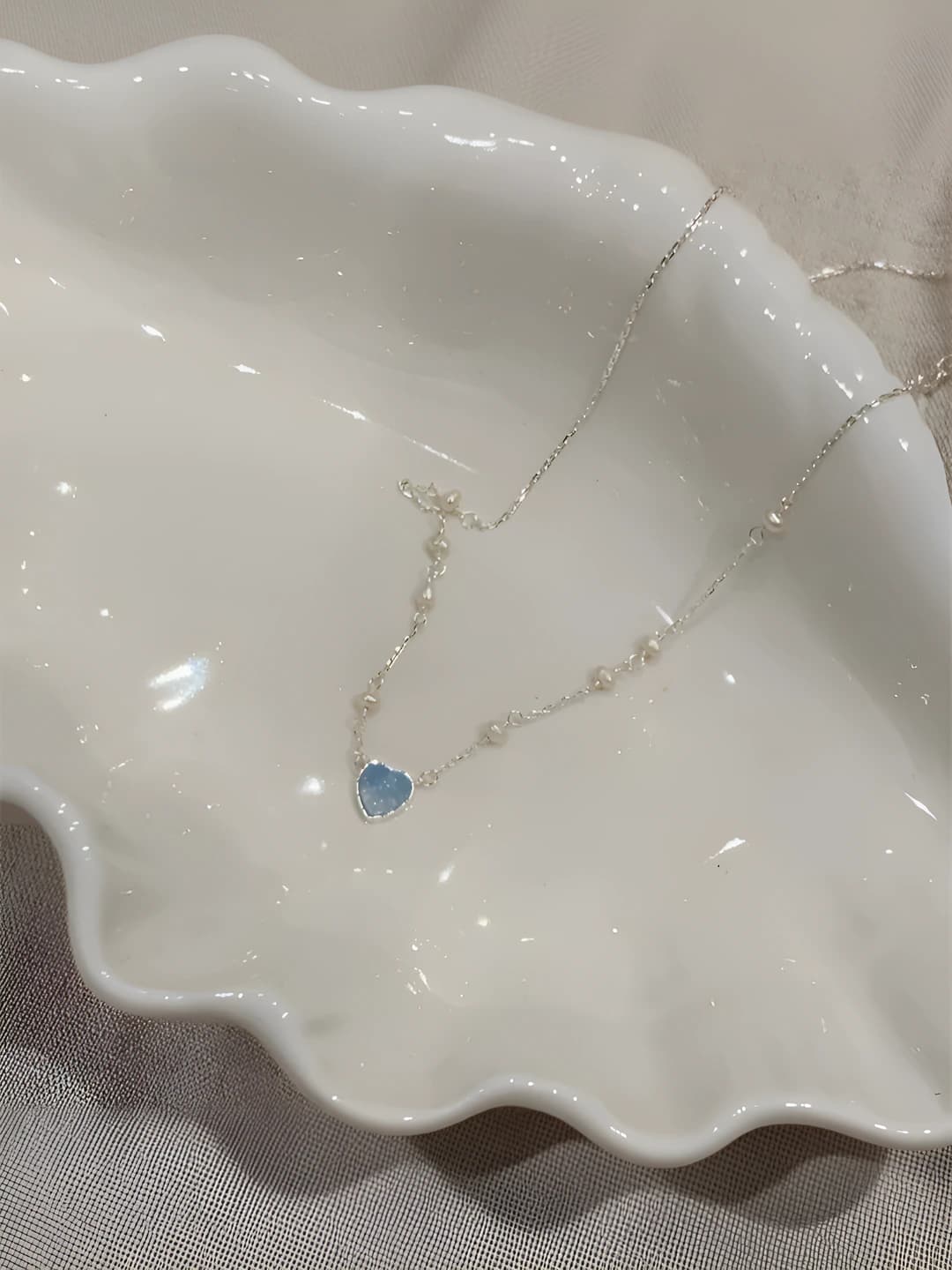 White gold - blue diamond (gold plated)