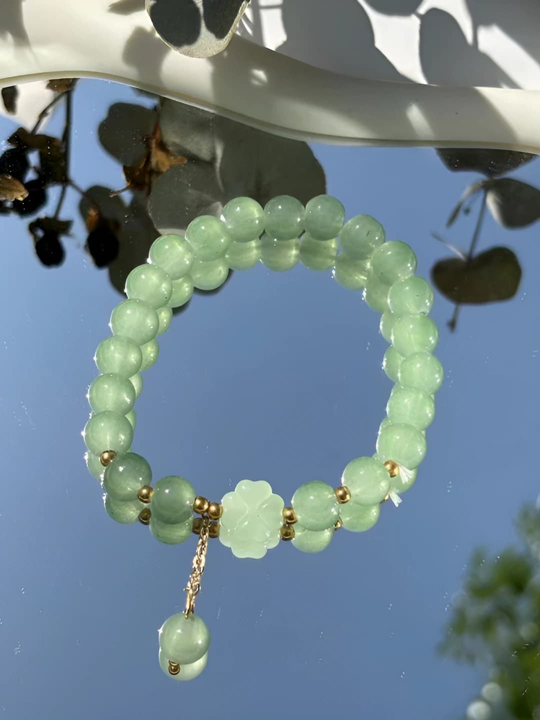 Green clover, faux jade