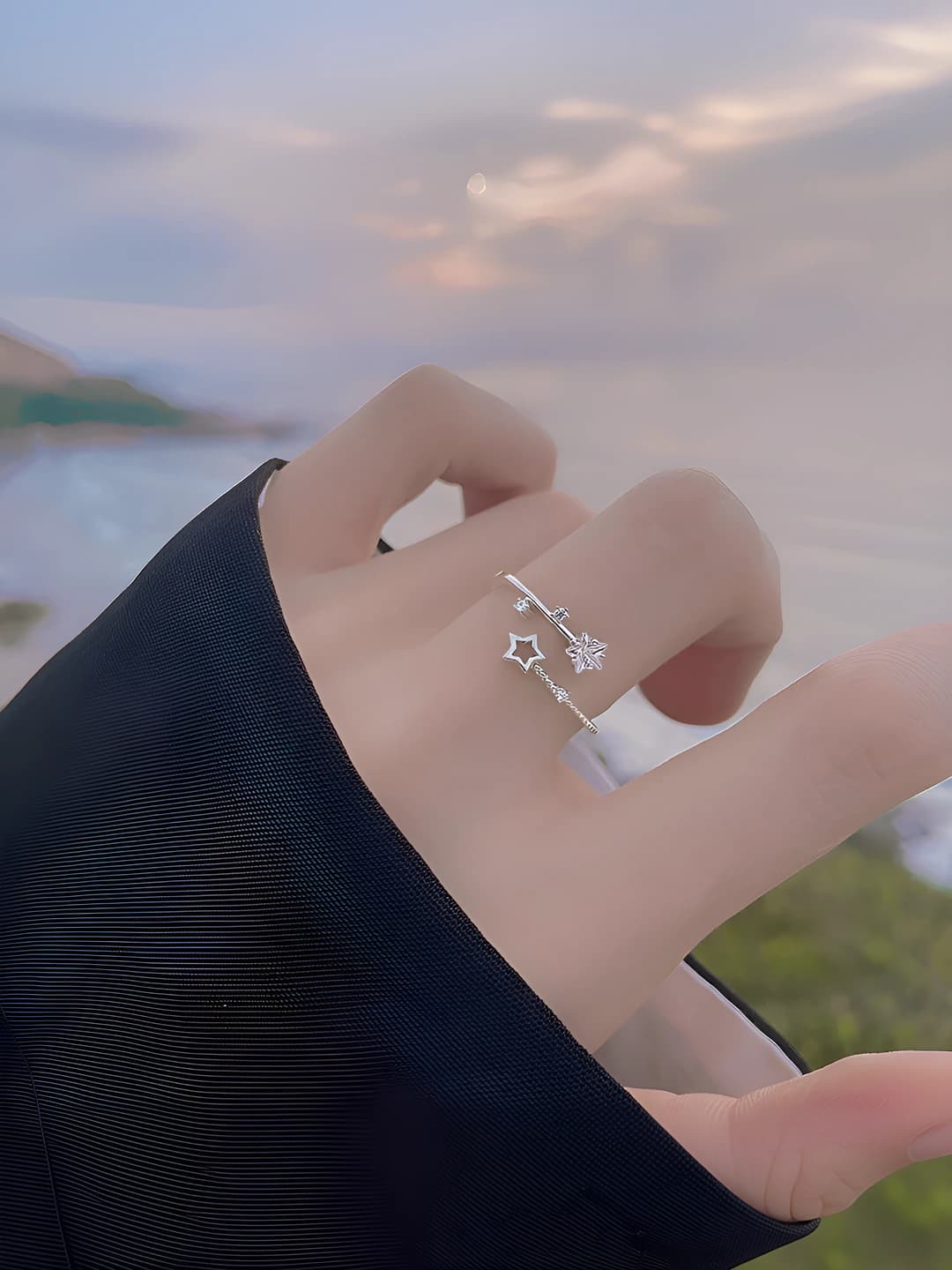 Five-pointed star ring