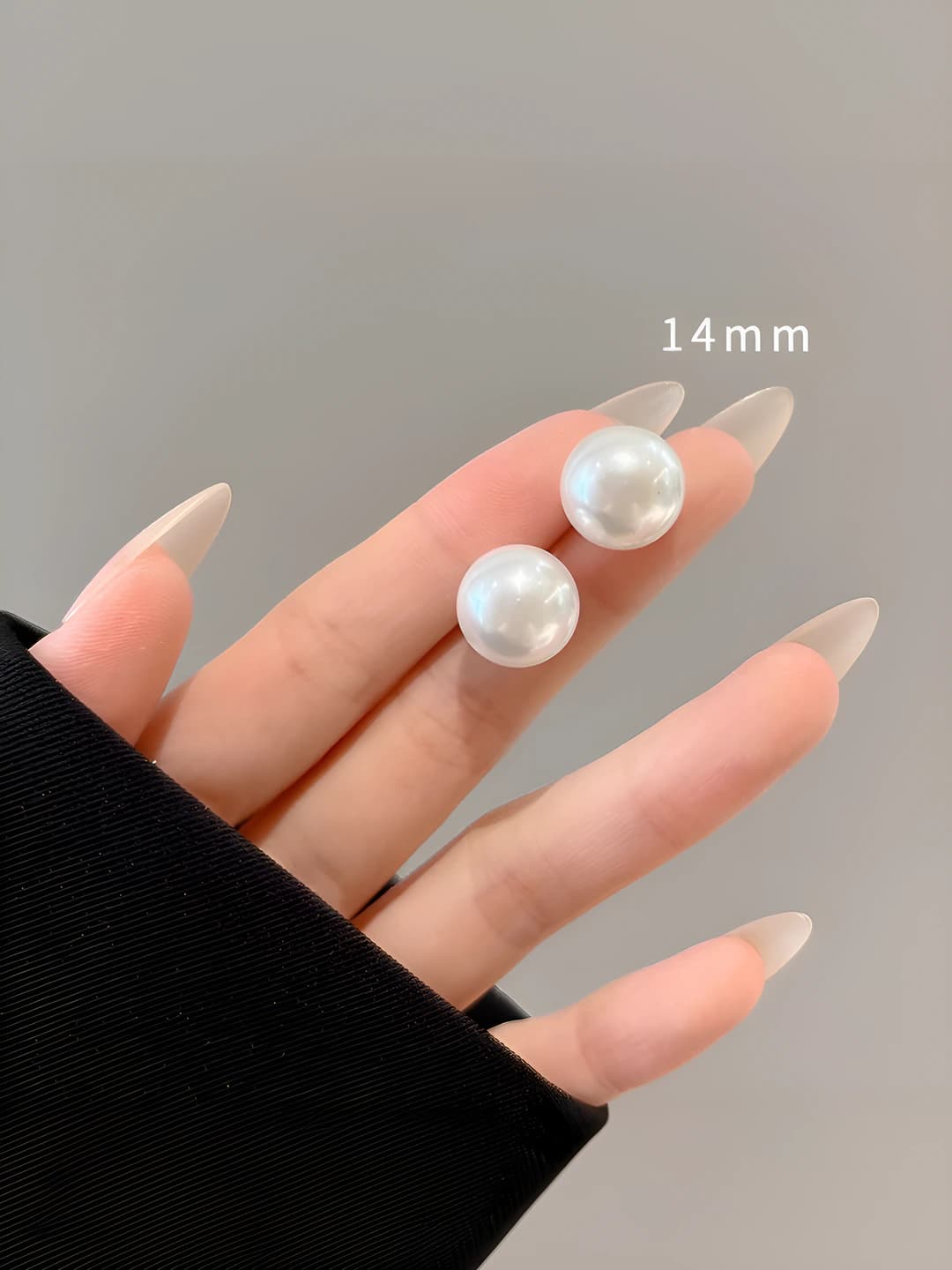 Pearl studs - Silver post 14mm