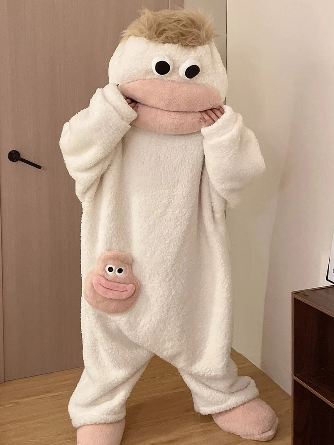 Белый костюм Доктора + обувь + расческа
