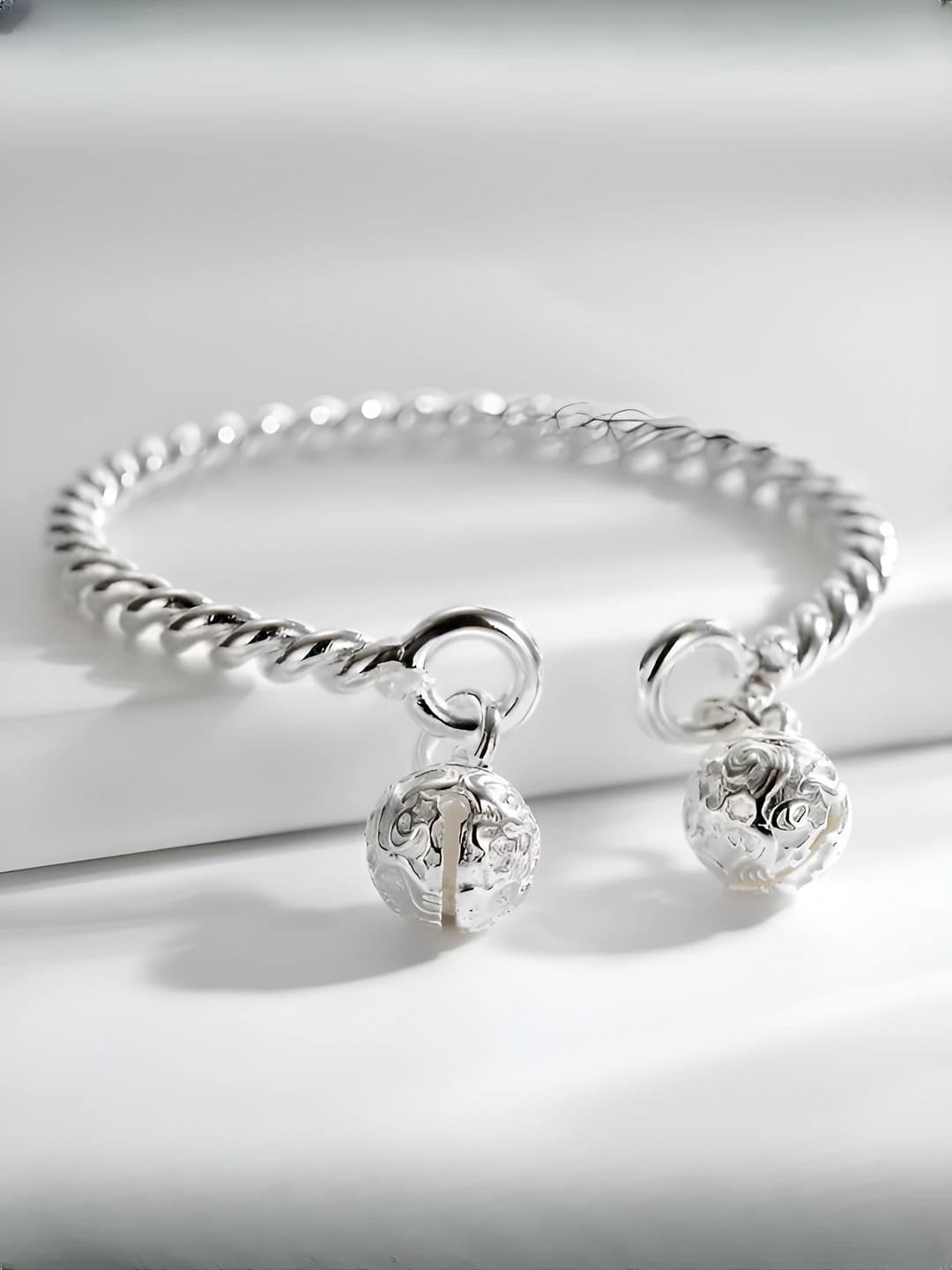 Women's metal bracelet: geometric design element, original style