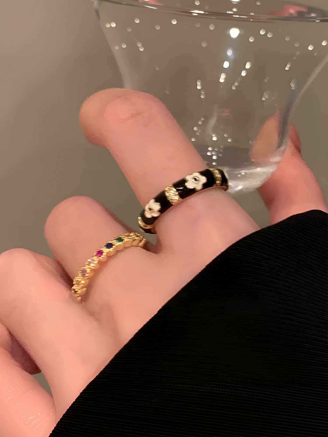 Women's French retro colored zircon black enameled flower ring, open, copper, geometric, electroplating, premium style