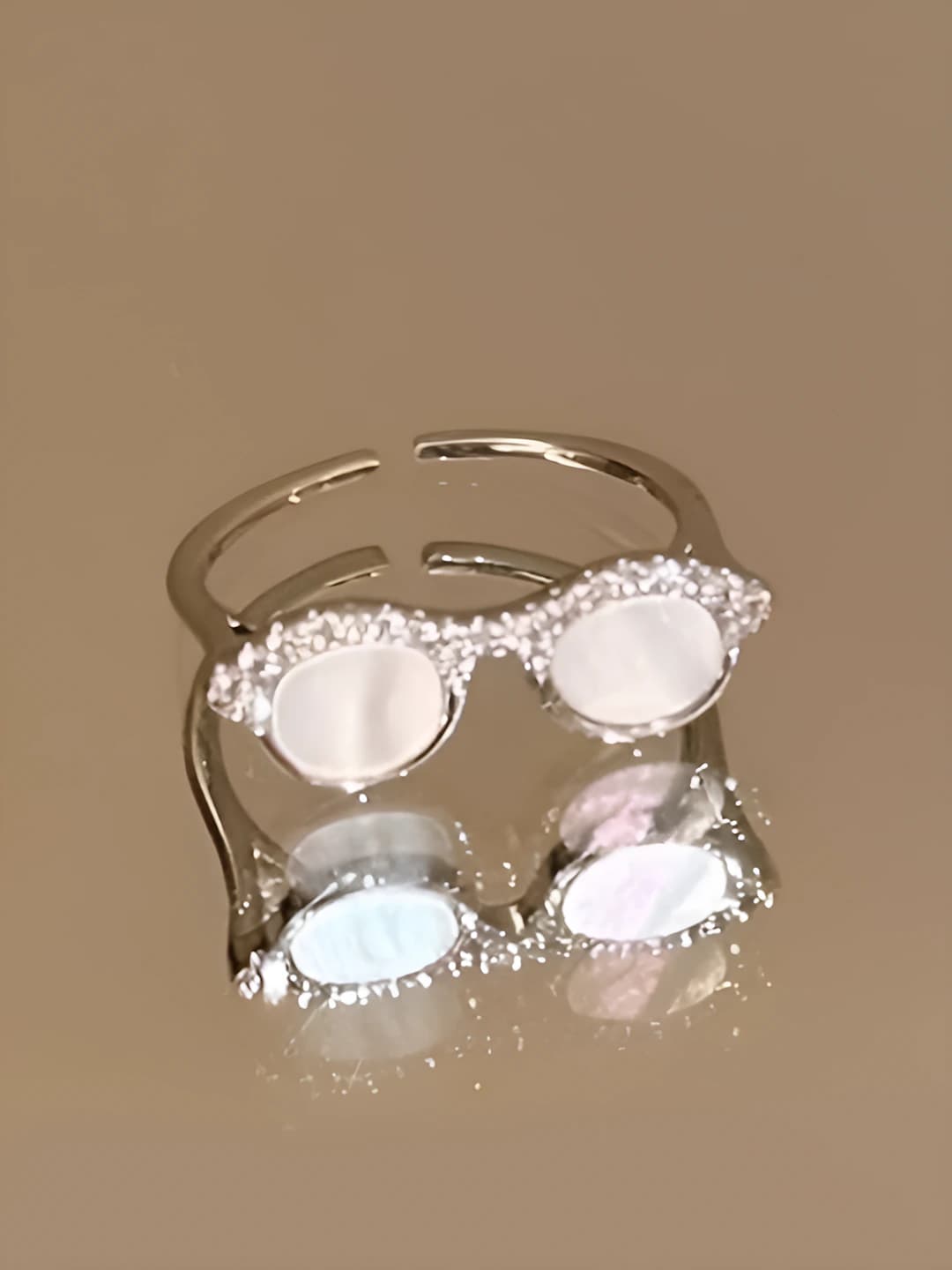 White gold enamel ring