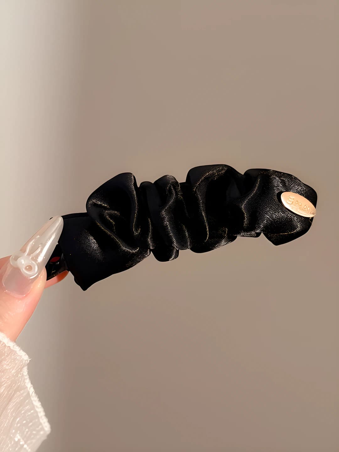 Black, base clip 10 cm