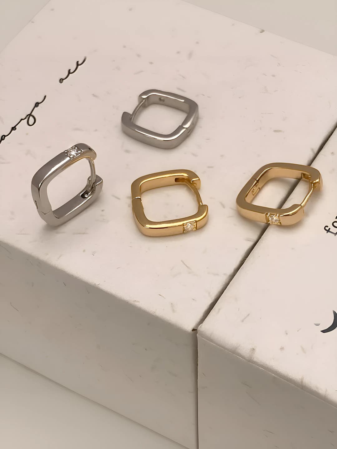 Women's geometric stud earrings in cold style, copper with 14k gold plating