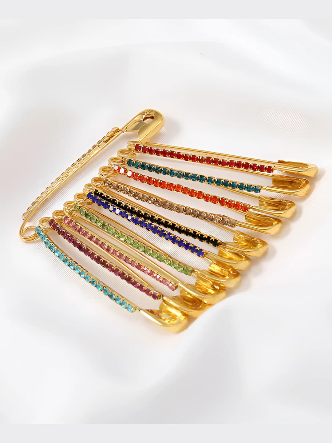 Women's crystal brooch for securing cardigan and headscarf