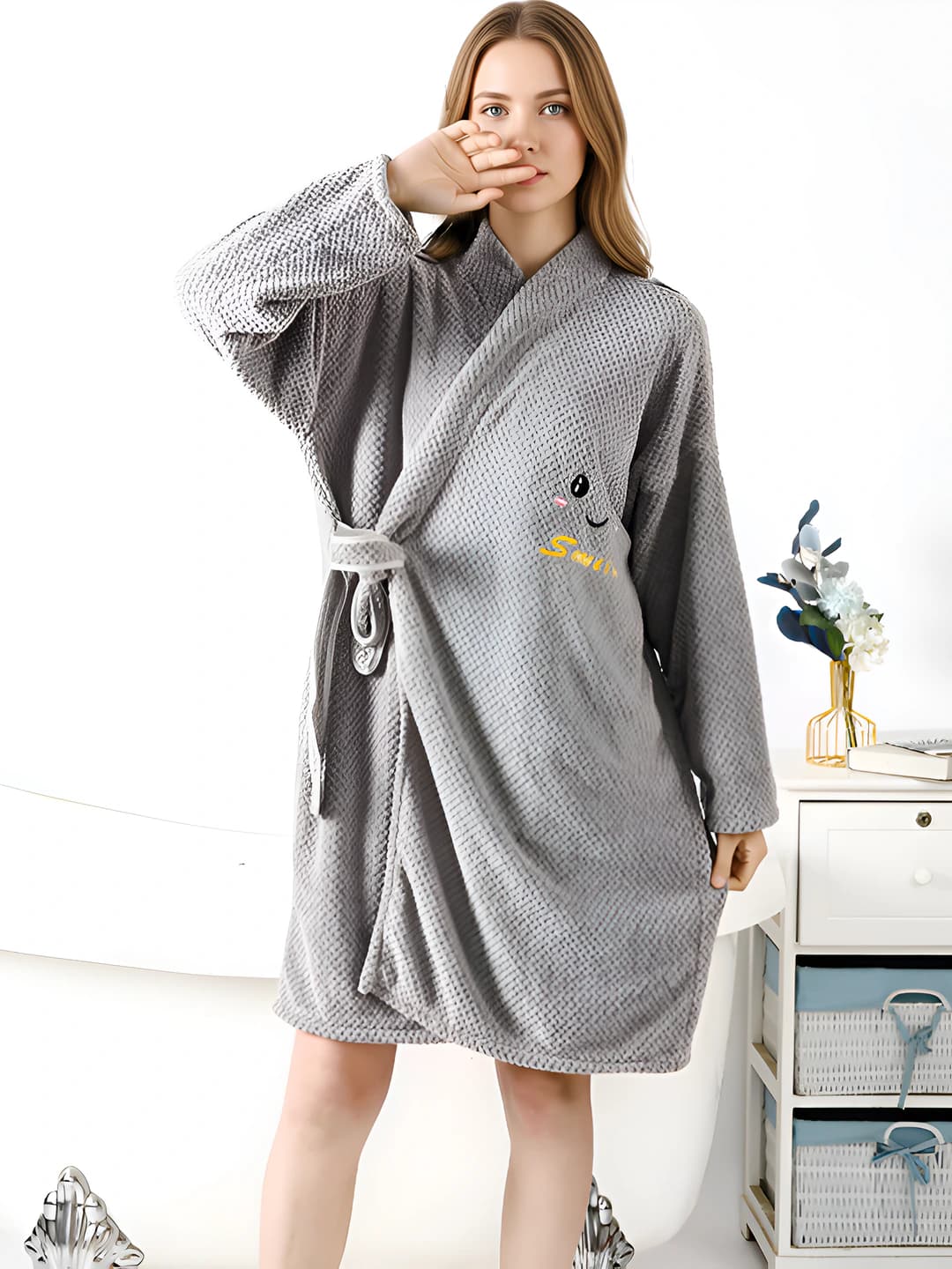 Long-sleeve ribbon [Grey] Face Embroidery