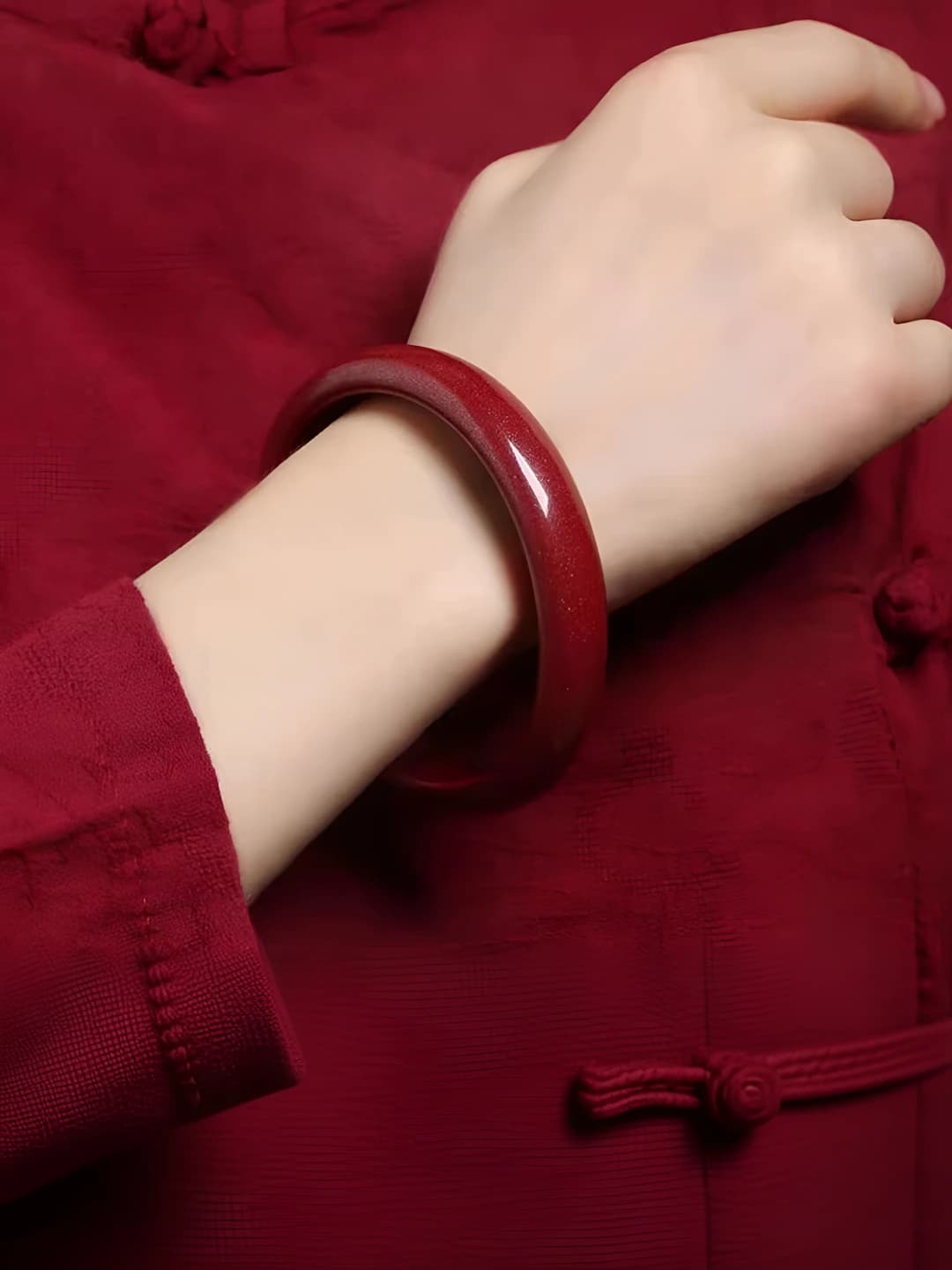 Women's bracelet: glass material, handmade, safety lock design element, 58-62mm, 25g