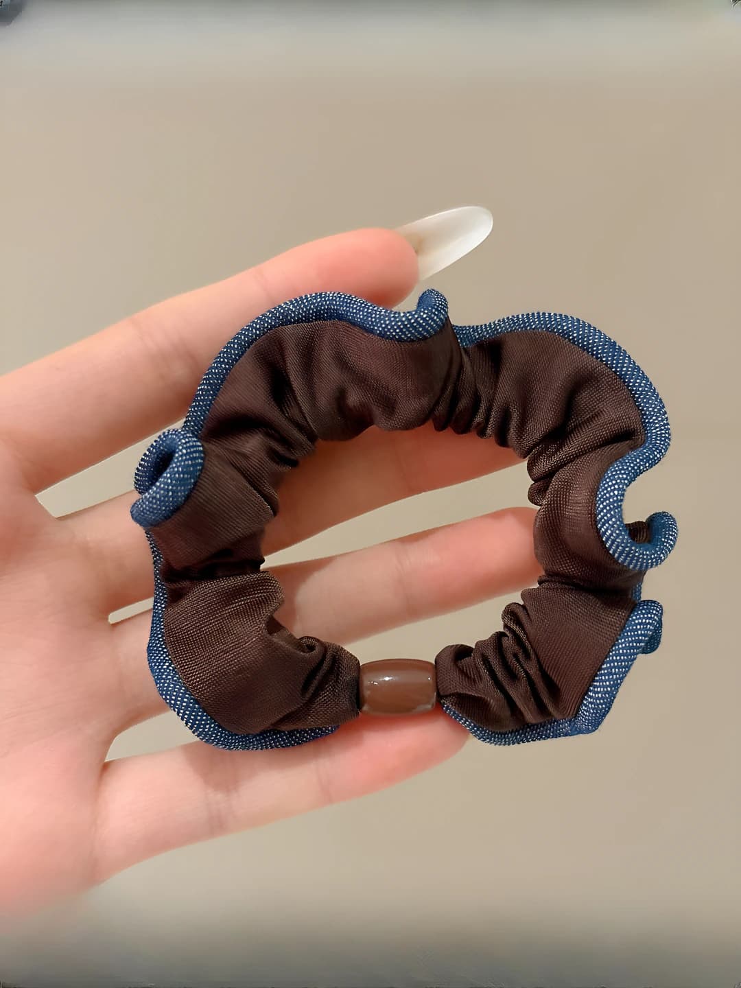 Kofe rang, o'yma chet