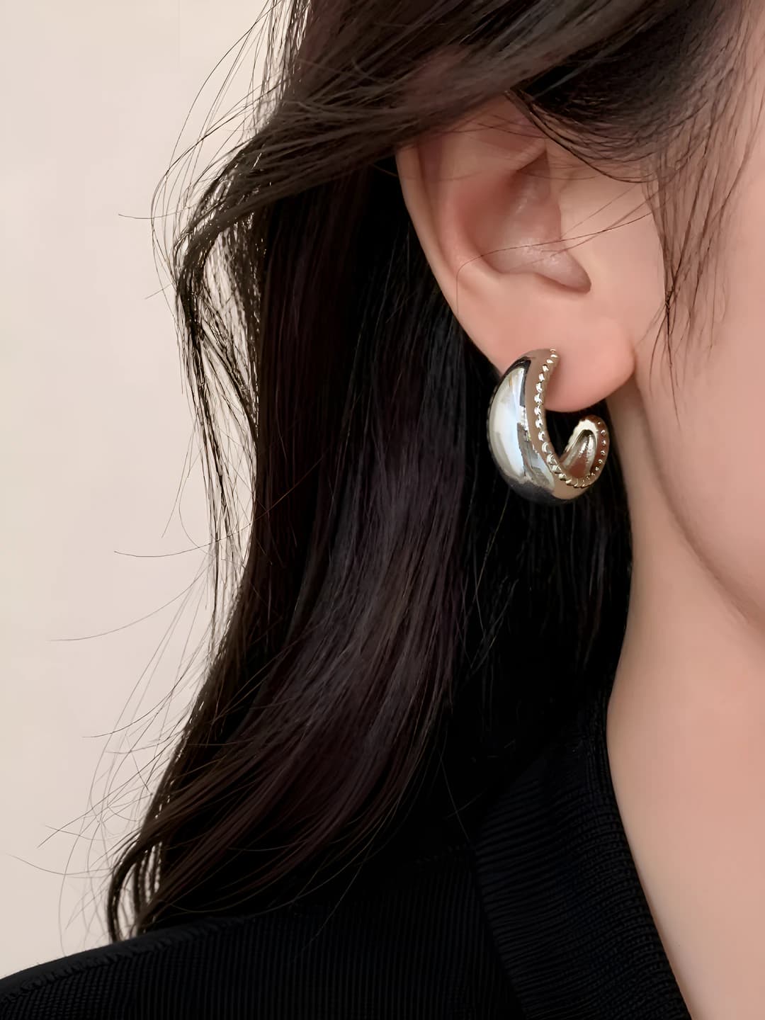 Women's French retro geometric C-shaped coffee gold earrings