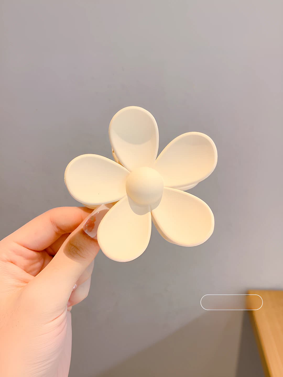 Beige - floral 8 cm