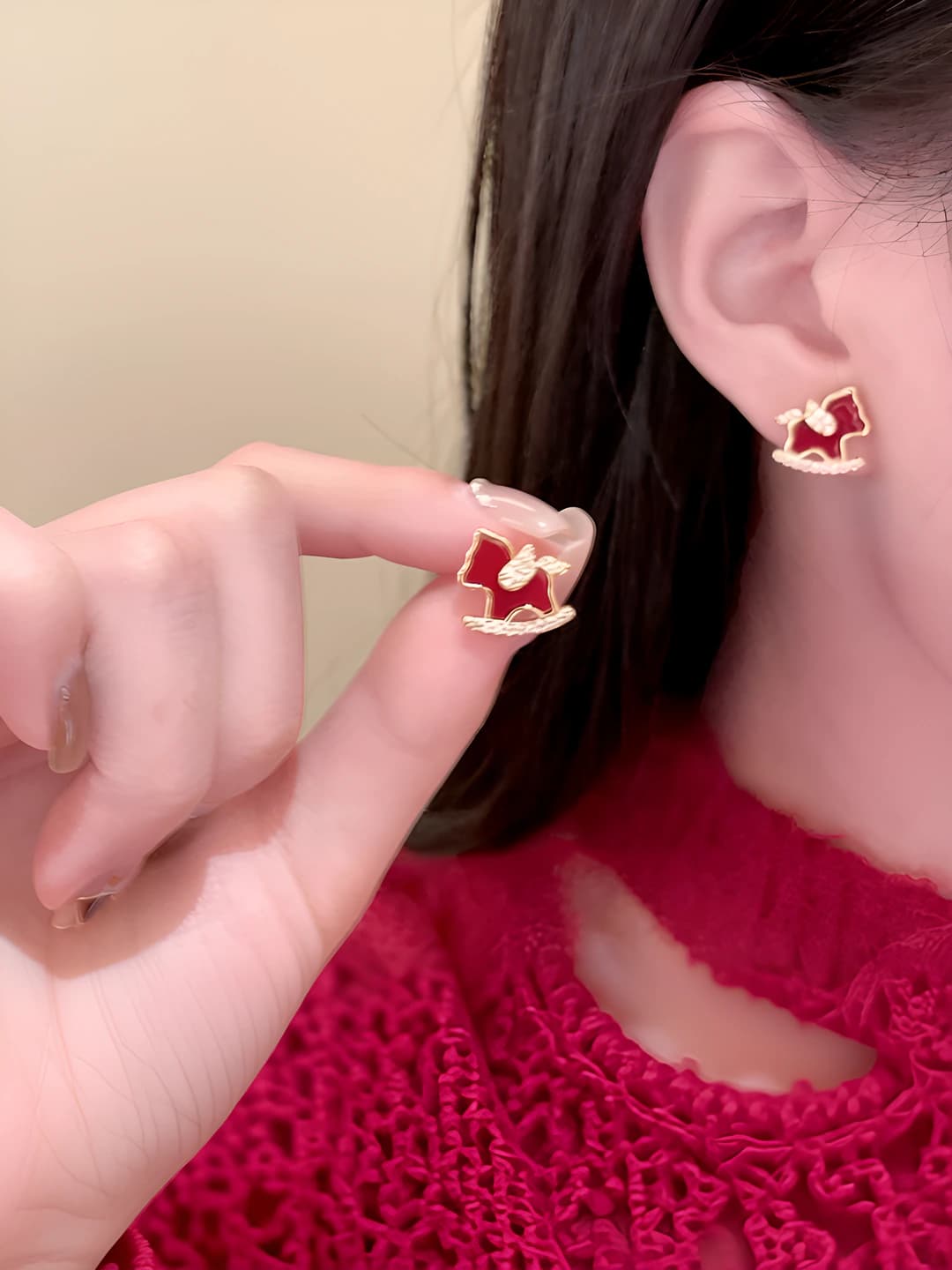 L1074+L1075 red pony earrings pair