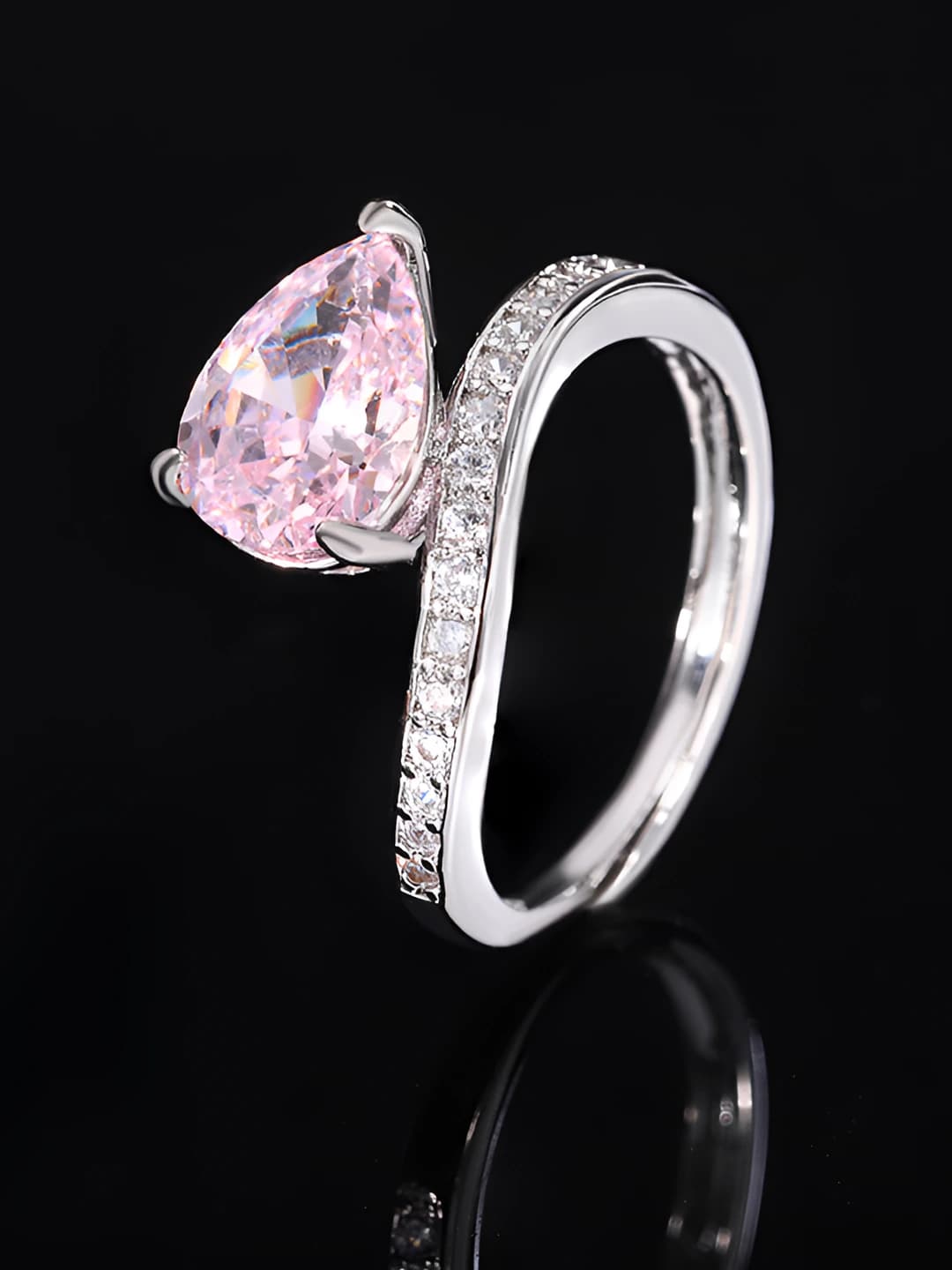 Pink diamond ring, ice cut