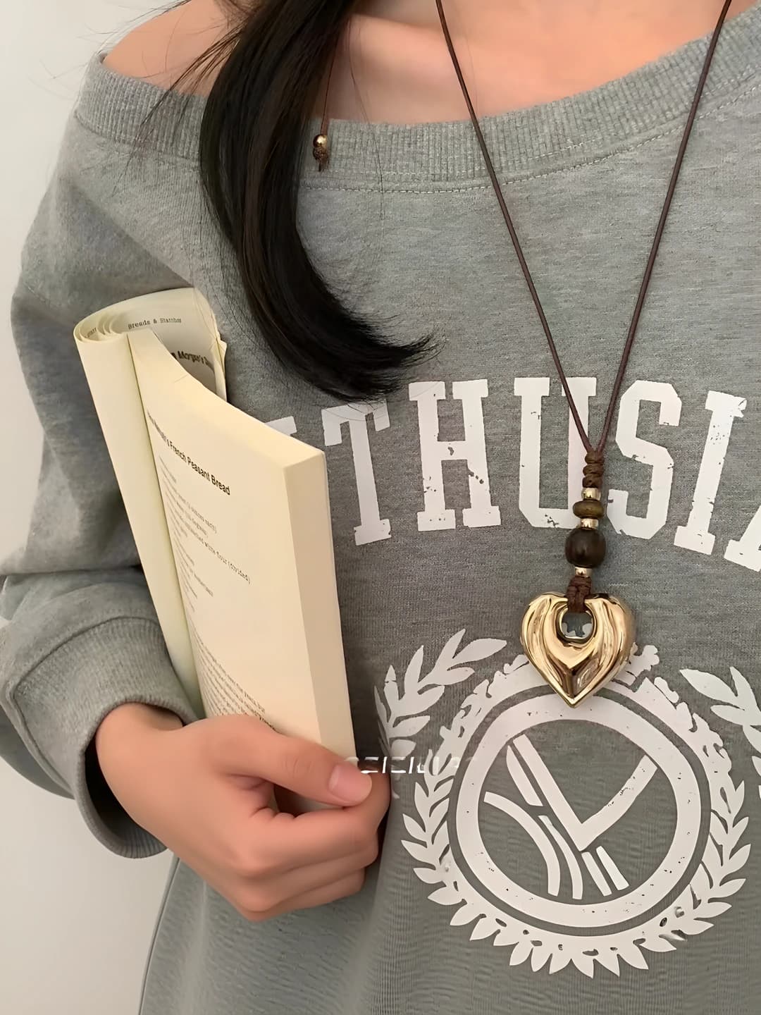 Gold heart necklace
