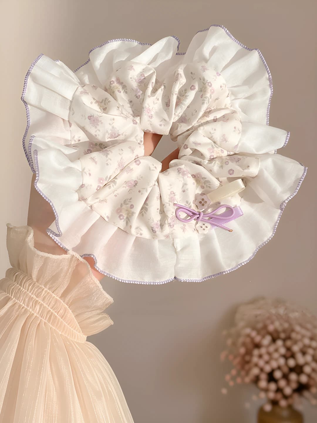 Purple floral scrunchie, 20 cm