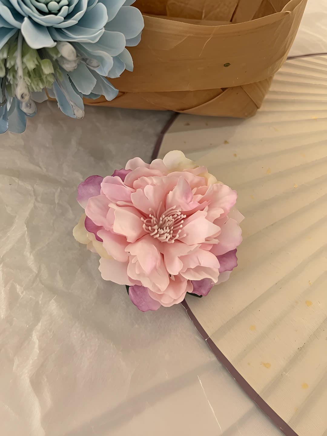4# Pink-purple ombré camellia ~7 cm