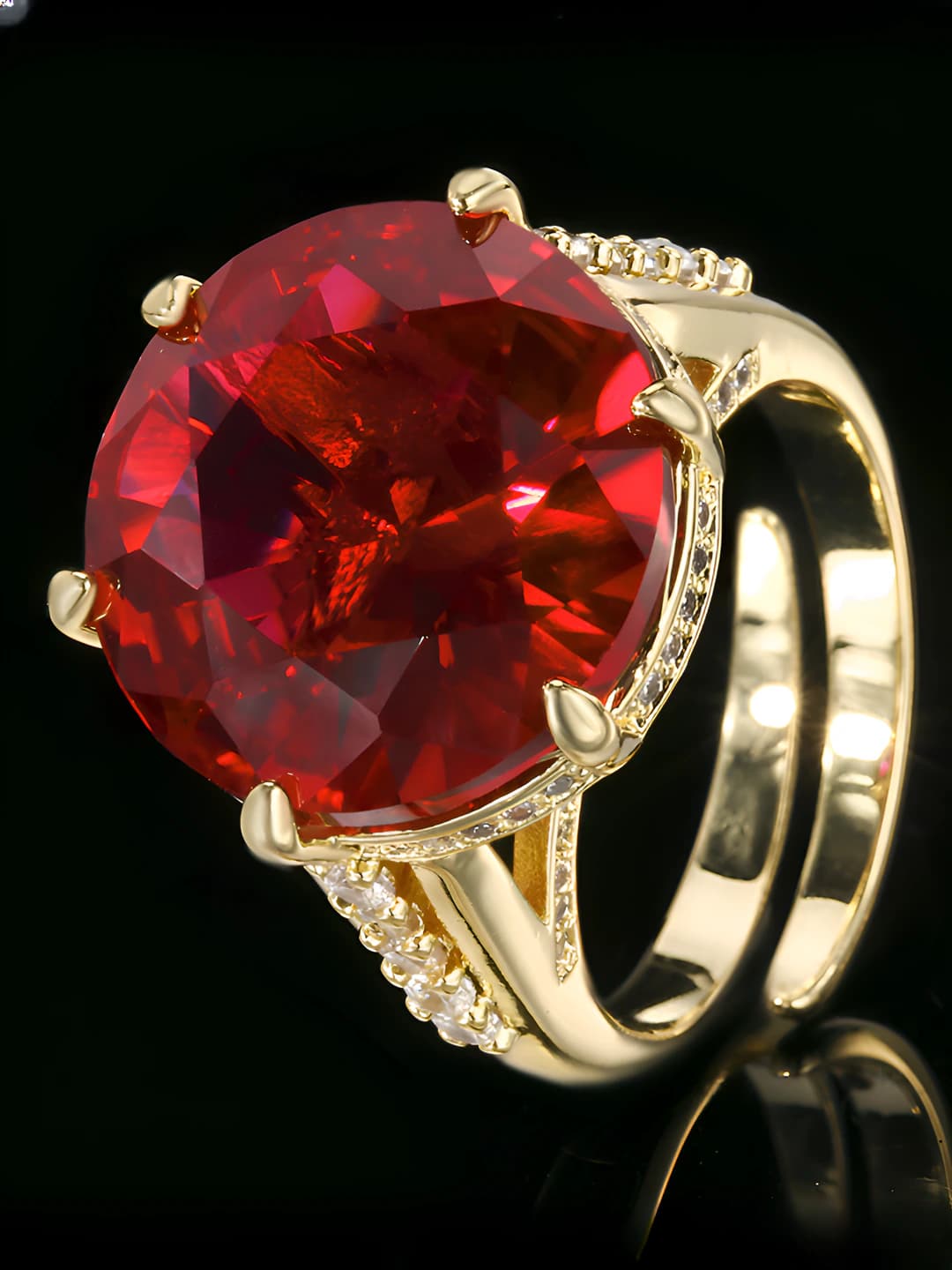 Gold ruby ring