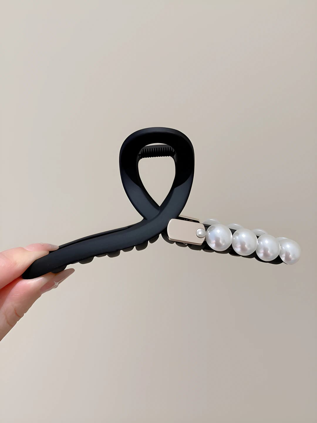 Mat qora tutqich 13 cm