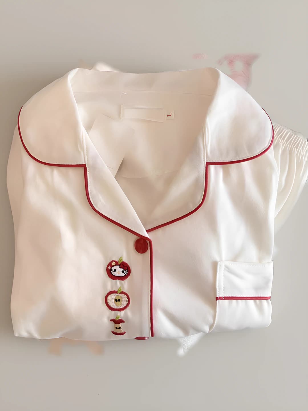 Ayollar uchun Hello Kitty o'yinchoqli yozgi kalta yengli pijama to'plami, qaytarma yoqa, uy kiyimi