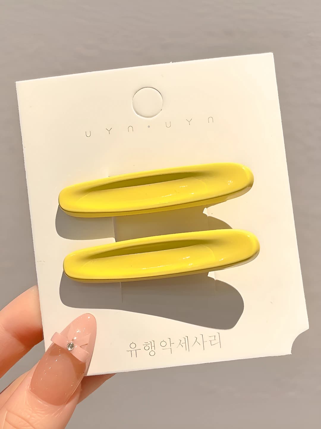 5# Rangli oval gulli soch to'g'asi Sariq rang Juft ~5.2cm