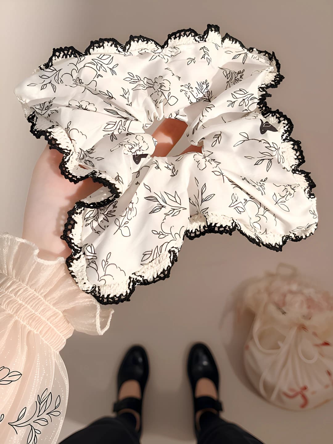 2# Square scarf variant ~22 cm