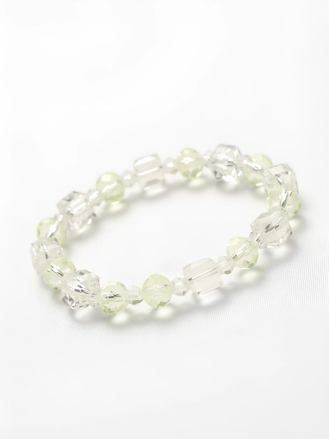 Cube crystal green