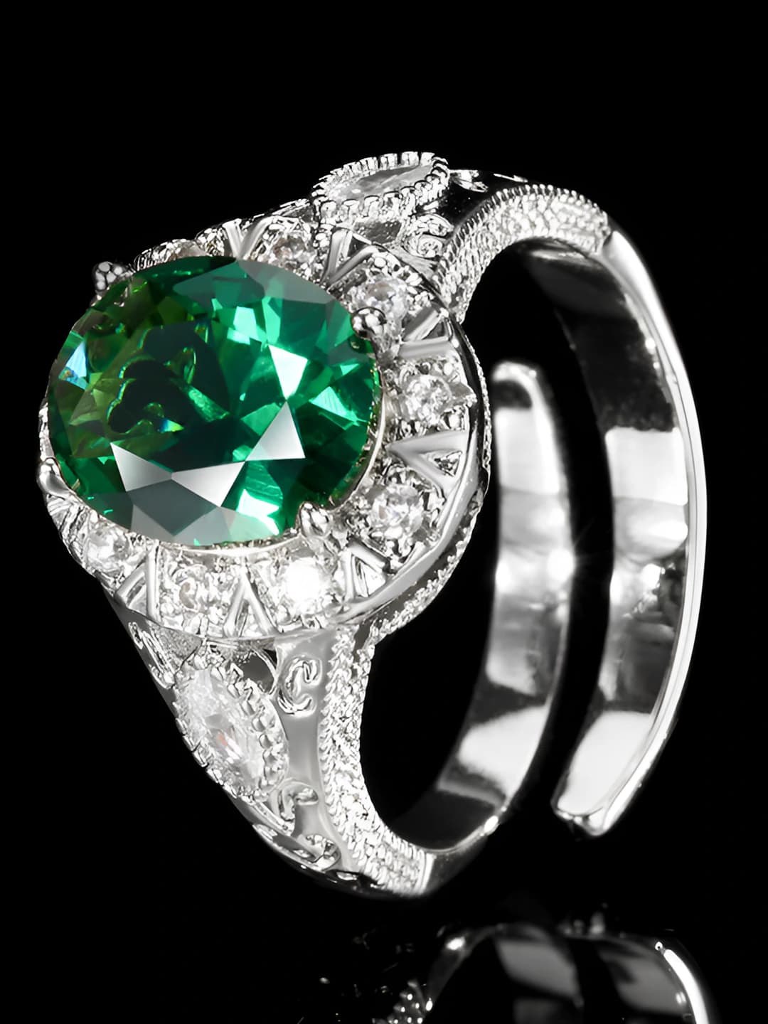 White gold green nano ring