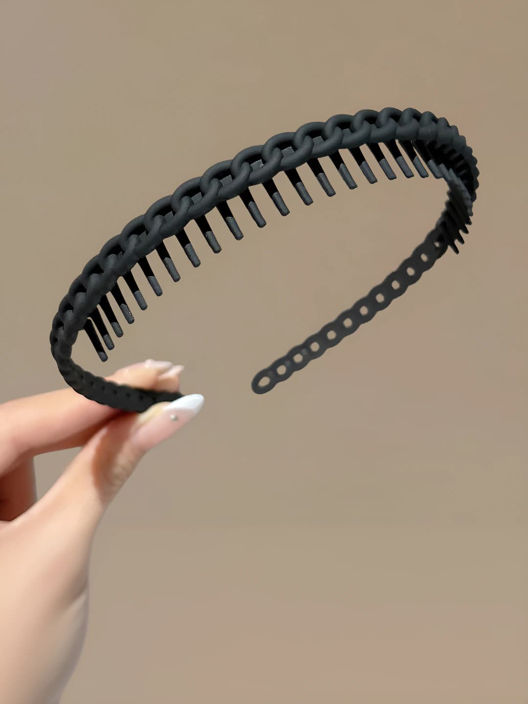 Black chain