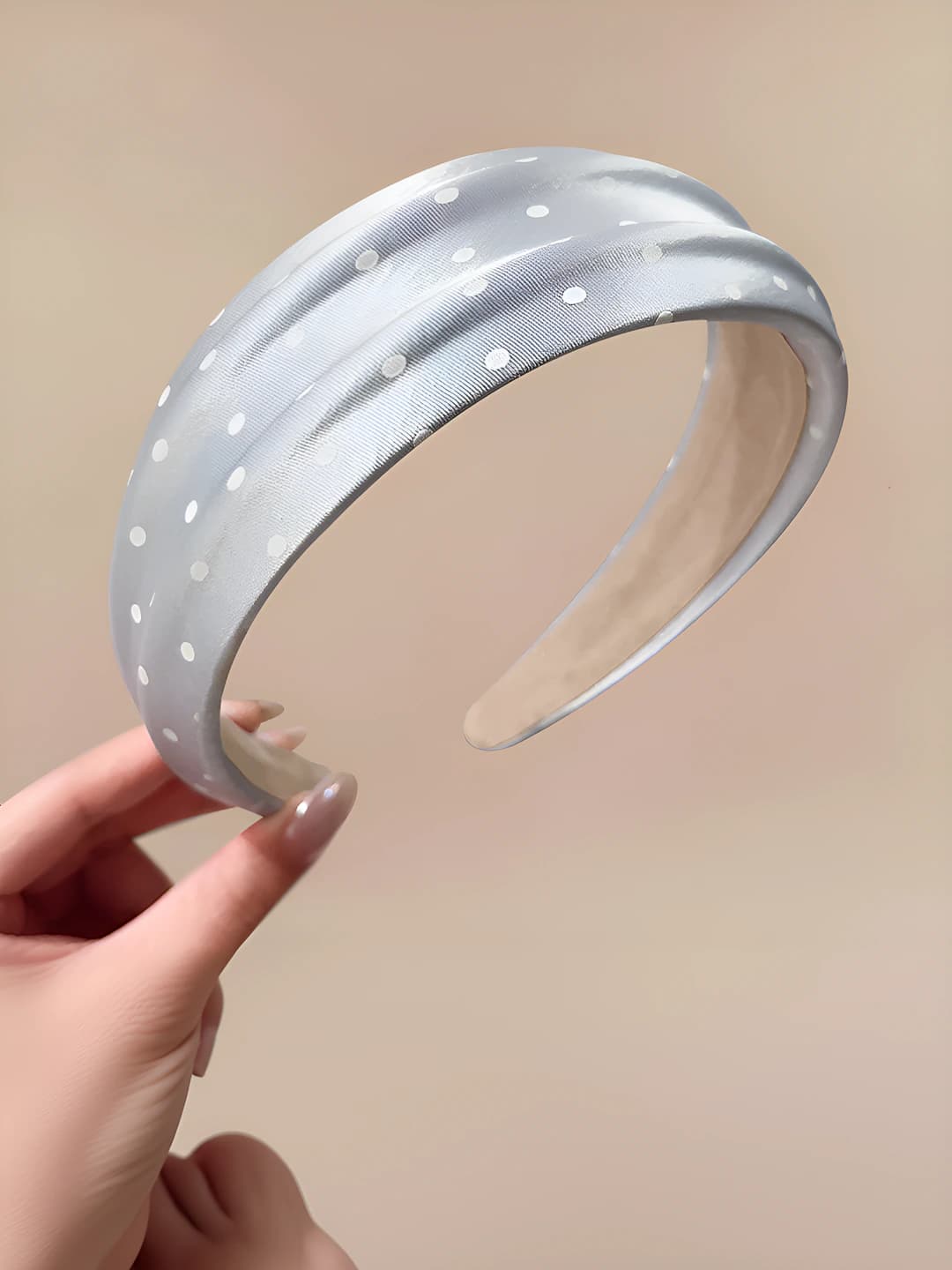 Серый